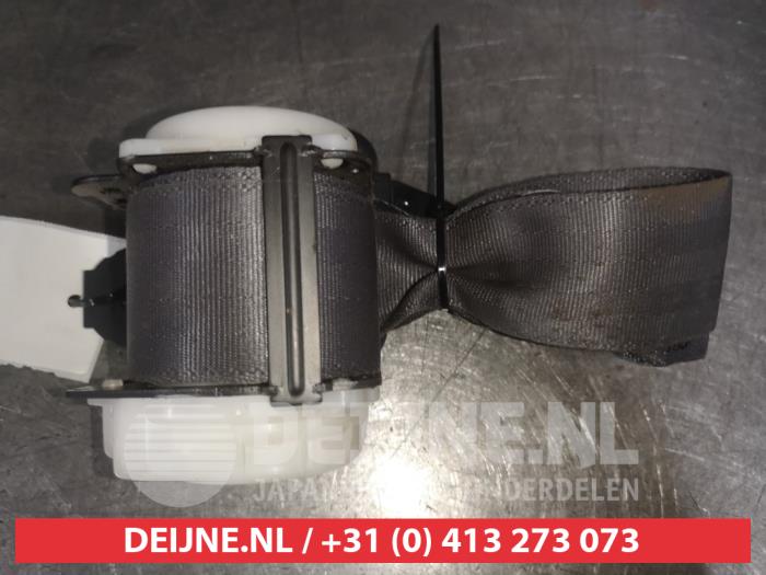 Toyota Yaris Verso Veiligheidsgordel links-achter O523680