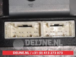 Toyota Auris Computer Body Control O523733 foto 2