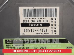Toyota Prius ABS Steuergerät O523736 foto 2