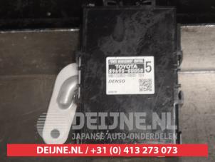 Gebruikte Computer Body Control Toyota Yaris III (P13) 1.0 12V VVT-i Prijs € 50,00 Margeregeling aangeboden door V.Deijne Jap.Auto-onderdelen BV