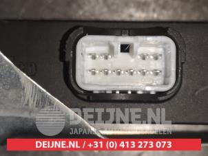 Toyota Aygo Central door locking module O523770 photo 2