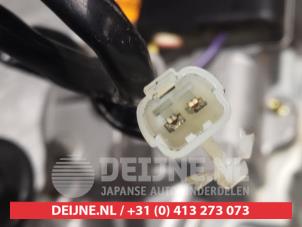 Daihatsu Sirion Scheibenwischermotor hinten O301292 foto 4