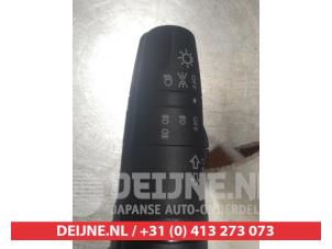 Nissan Almera Licht Schakelaar O306750 foto 2
