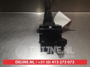 Nissan Almera Licht Schakelaar O306750 foto 3
