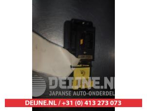 Honda CRX Multi-functional window switch O312114 photo 2