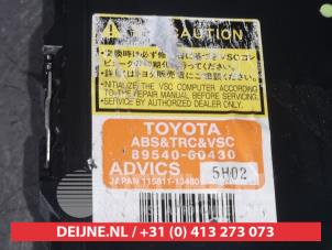 ABS Computer van een Toyota Land Cruiser 100 (J10) 4.2 TDI 100 24V 2005