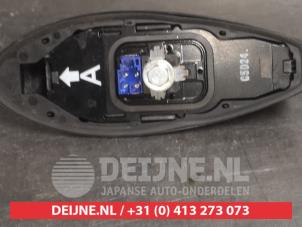 Lexus CT 200h Antenna O523944 photo 2