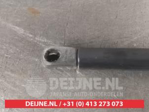 Chevrolet Cruze Rear gas strut, left O523953 photo 2