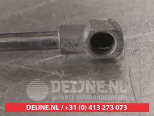 Chevrolet Cruze Rear gas strut, right O523954 photo 3