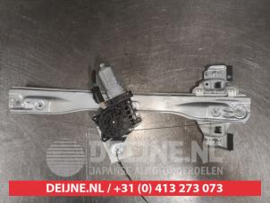 Chevrolet Cruze Ruitmechaniek 4Deurs links-achter O524008 foto 2