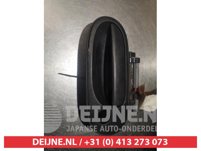 Nissan Almera Portiergreep 2Deurs links O277192