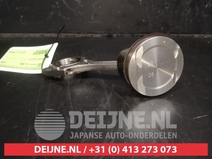 Nieuwe Zuiger Hyundai i30 (FD) 1.6 CVVT 16V Prijs € 60,50 Inclusief btw aangeboden door V.Deijne Jap.Auto-onderdelen BV