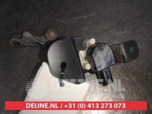 Suzuki Ignis Xenon hoogteregelaar O524236 foto 2