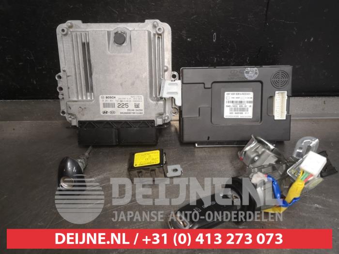 Gebruikte Computer Motormanagement Kia Rio III (UB) 1.4 CRDi 16V Prijs € 150,00 Margeregeling aangeboden door V.Deijne Jap.Auto-onderdelen BV