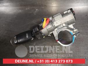 Kia Rio Ignition lock + key O524580 photo 3