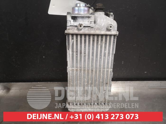 Gebruikte Intercooler Kia Stonic (YB) 1.0i T-GDi 12V Prijs € 50,00 Margeregeling aangeboden door V.Deijne Jap.Auto-onderdelen BV