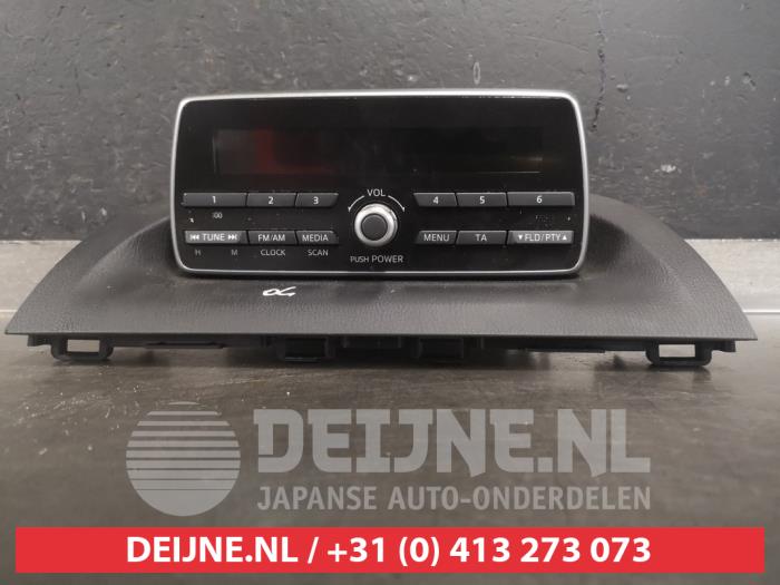 Mazda 3 Radiobedienings paneel O525095