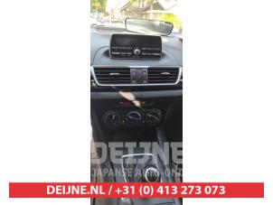 Mazda 3 Radio control panel O525095 photo 3