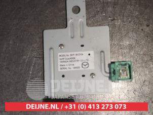 Gebruikte GPS Antenne Mazda 3 (BM/BN) 2.2 SkyActiv-D 150 16V Prijs op aanvraag aangeboden door V.Deijne Jap.Auto-onderdelen BV