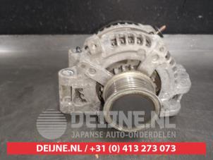Gebruikte Dynamo Toyota Auris (E15) 2.2 D-CAT 16V Prijs € 50,00 Margeregeling aangeboden door V.Deijne Jap.Auto-onderdelen BV