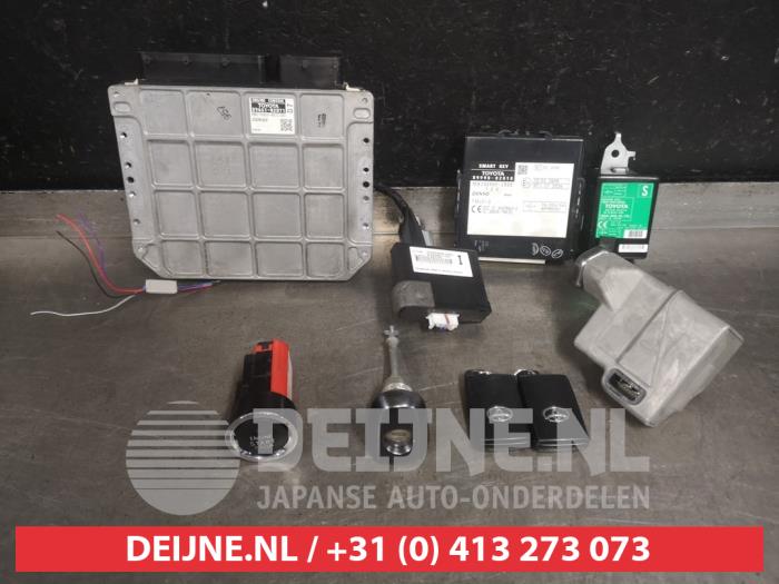 Toyota Auris Slotenset Cilinder (compleet) O525156