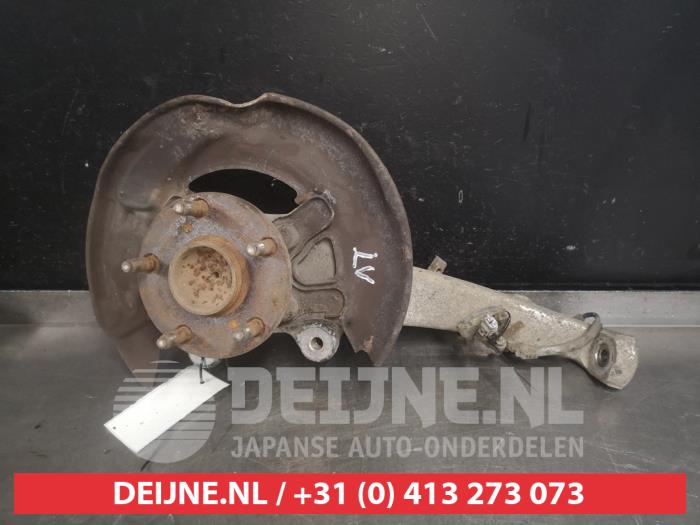 Lexus IS Achsschenkel links vorne O525376