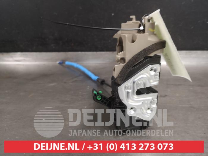 Kia Ceed Sportswagon Türschlossmechanik 4-türig links vorne O525469
