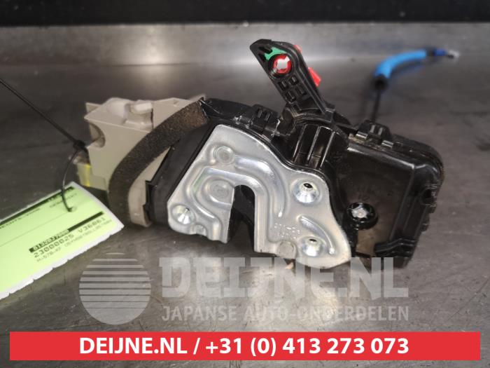 Kia Ceed Sportswagon Türschlossmechanik 4-türig rechts vorne O525487