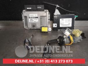 Gebruikte Computer Motormanagement Kia Cee'd (JDB5) 1.6 GDI 16V Prijs € 125,00 Margeregeling aangeboden door V.Deijne Jap.Auto-onderdelen BV
