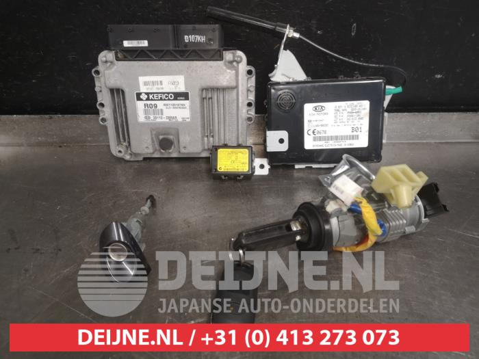 Kia Ceed Kontaktslot+Sleutel O525776