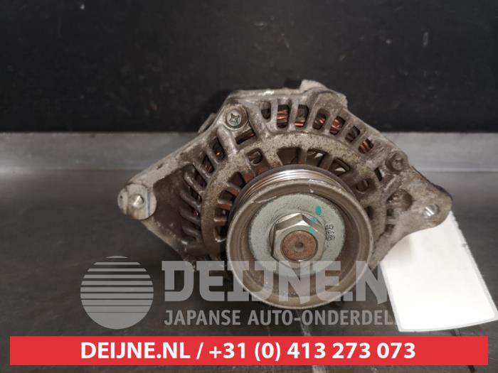 Gebruikte Dynamo Honda Jazz (GD/GE2/GE3) 1.2 i-DSi Prijs € 35,00 Margeregeling aangeboden door V.Deijne Jap.Auto-onderdelen BV
