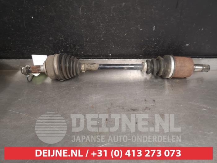 Gebruikte Steekas links-voor Honda Jazz (GD/GE2/GE3) 1.2 i-DSi Prijs € 50,00 Margeregeling aangeboden door V.Deijne Jap.Auto-onderdelen BV