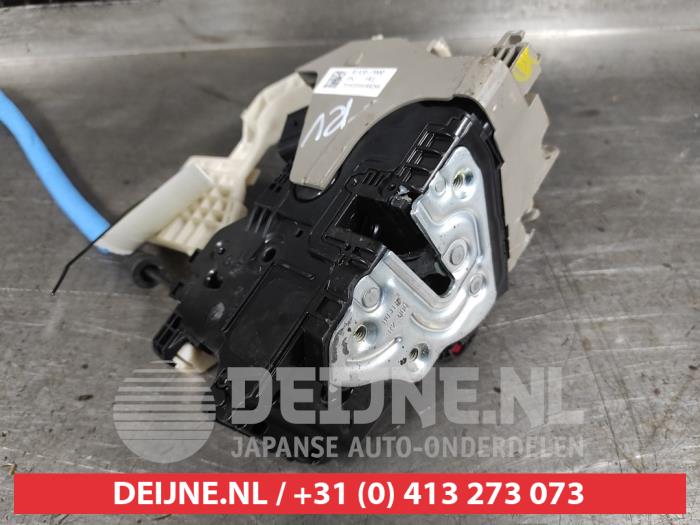 Deurslot Mechaniek 4Deurs rechts-voor van een Kia Proceed (CD) 1.6 T-GDI 16V DCT 2019