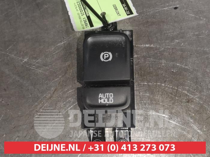 Gebruikte Handrem schakelaar Kia Ceed Sportswagon (CDF) 1.6 CRDi 16V 115 Eco-Dynamics+ Prijs op aanvraag aangeboden door V.Deijne Jap.Auto-onderdelen BV