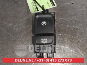 Gebruikte Handrem schakelaar Kia Ceed Sportswagon (CDF) 1.6 CRDi 16V 115 Eco-Dynamics+ Prijs op aanvraag aangeboden door V.Deijne Jap.Auto-onderdelen BV