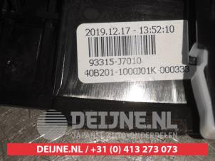Kia Ceed Sportswagon Sitzheizung Schalter O526030 foto 3
