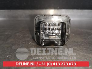 Kia Ceed Sportswagon Voorgloei Relais O526034 foto 2