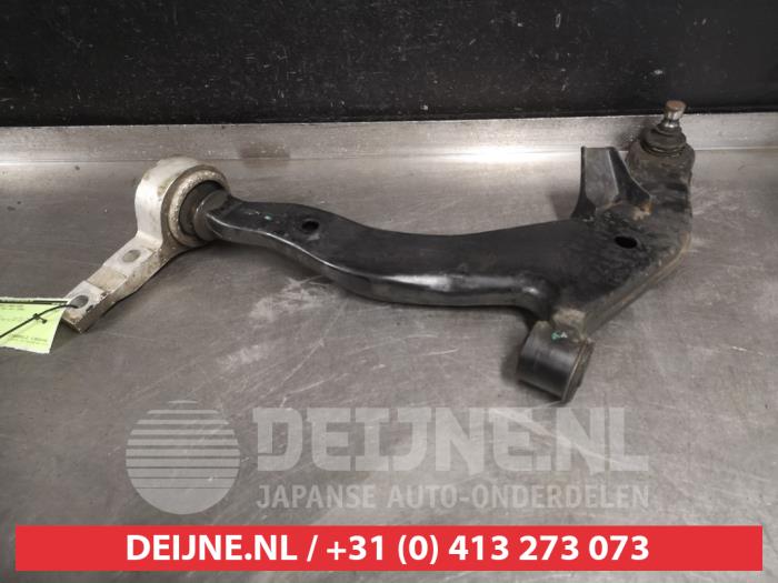 Nissan Murano Draagarm onder links-voor O526178