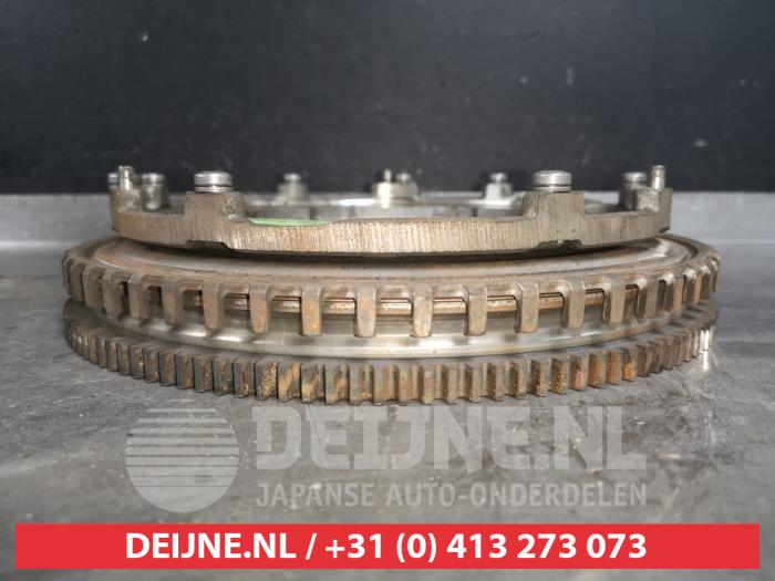 Gebruikte Vliegwiel Nissan Qashqai (J11) 1.2 DIG-T 16V Prijs € 75,00 Margeregeling aangeboden door V.Deijne Jap.Auto-onderdelen BV