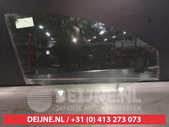 Daihatsu Cuore Türscheibe 4-türig rechts vorne O526281