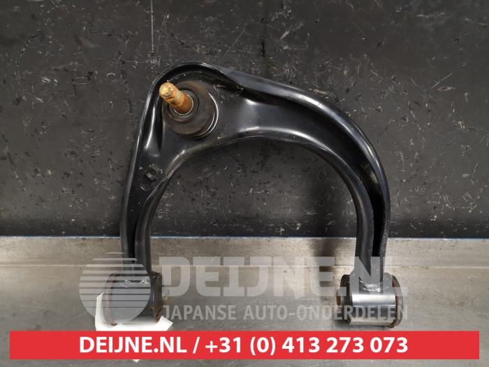 Toyota Hilux Draagarm boven rechts-voor O526458