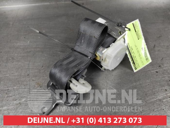 Suzuki SX-4 Rear seatbelt, right O526586