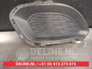 Gebruikte Bumper Rooster Kia Rio III (UB) 1.4 CVVT 16V Prijs € 25,00 Margeregeling aangeboden door V.Deijne Jap.Auto-onderdelen BV