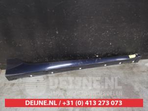 Hyundai I40 Side skirt, right O526922 photo 2
