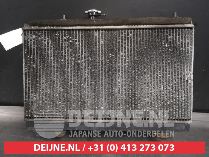 Gebruikte Radiateur Kia Rio (DC22/24) 1.5 16V Prijs € 35,00 Margeregeling aangeboden door V.Deijne Jap.Auto-onderdelen BV