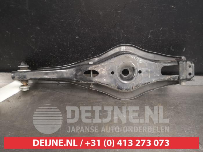 Kia Niro Draagarm rechts-achter O527071