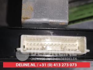 Suzuki Swift PDC Modul O527096 foto 2