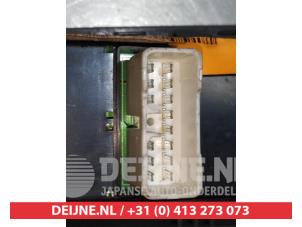 Kia Cerato Kombischalter Fenster O311835 foto 2