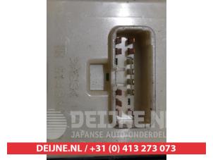 Daihatsu Cuore Kombischalter Fenster O312239 foto 3
