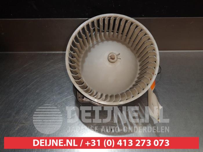 Mitsubishi Pajero Kachel Ventilatiemotor O367241